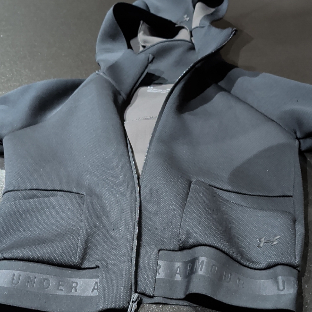Under Armour Black Full-Zip Hoodie